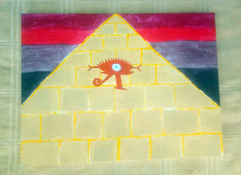 Pyramid eye